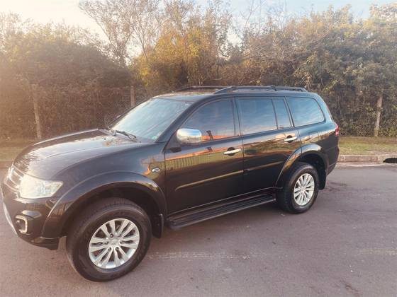 MITSUBISHI PAJERO DAKAR 3.2 HPE 4X4 7 LUGARES 16V TURBO INTERCOOLER DIESEL 4P AUTOMÁTICO